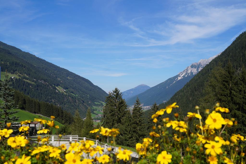 Landhaus Maria Neustift im Stubaital Exterior photo