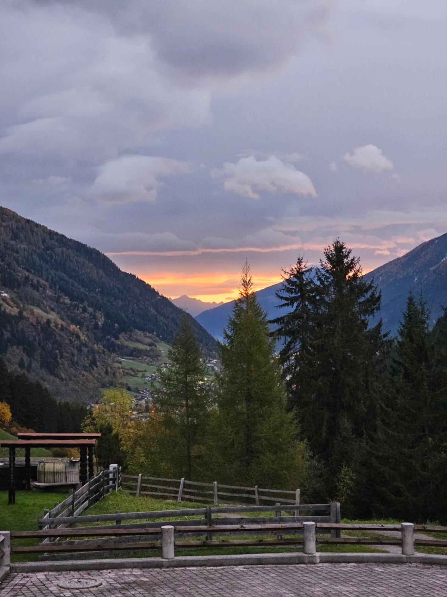 Landhaus Maria Neustift im Stubaital Exterior photo