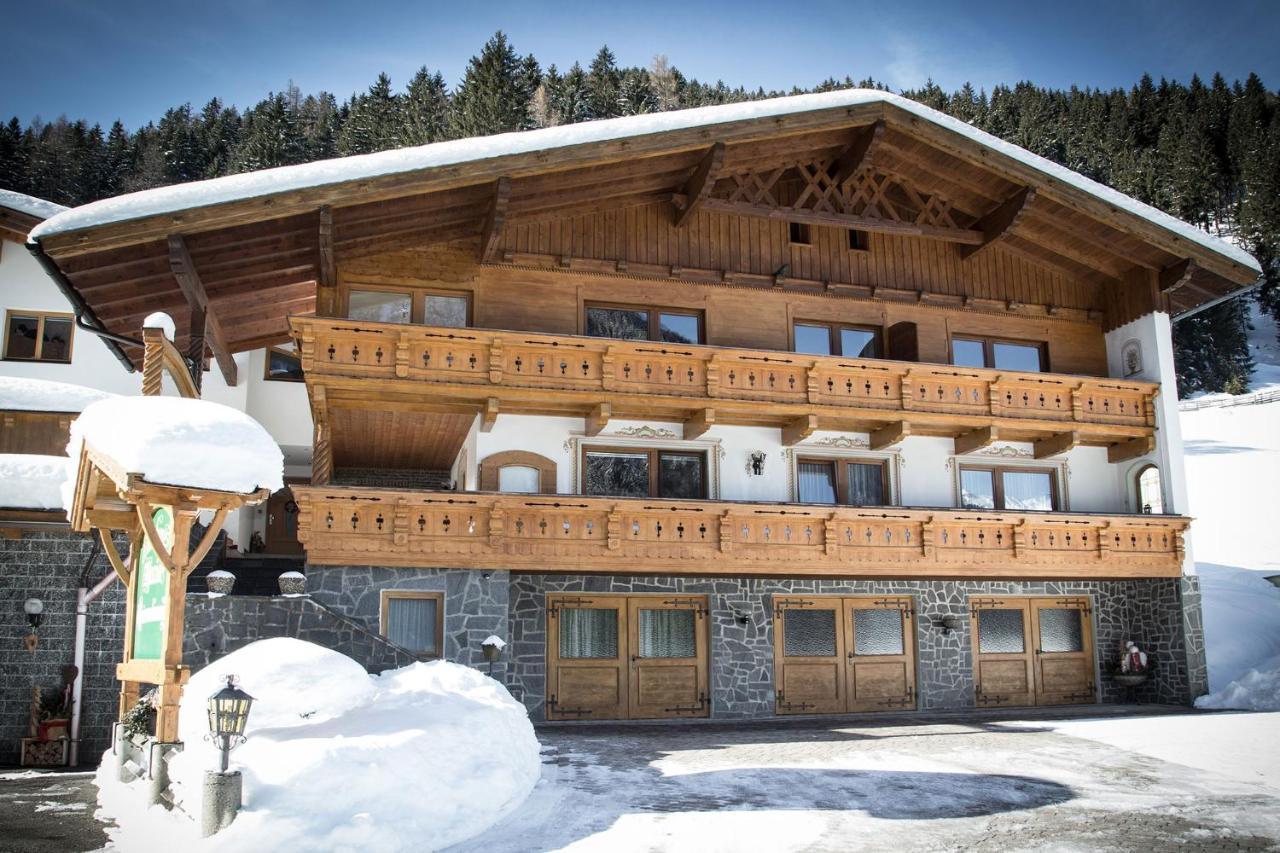 Landhaus Maria Neustift im Stubaital Exterior photo